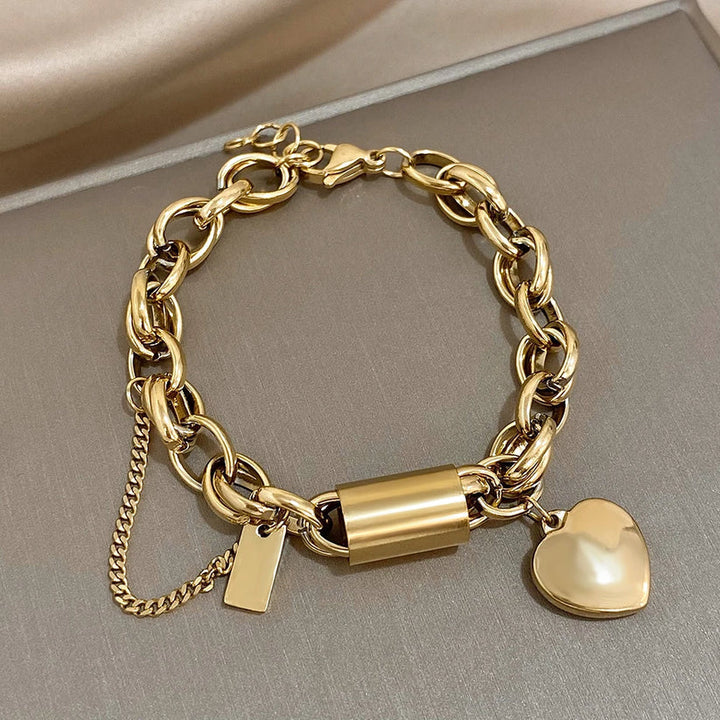 Mia – Heart Bracelet
