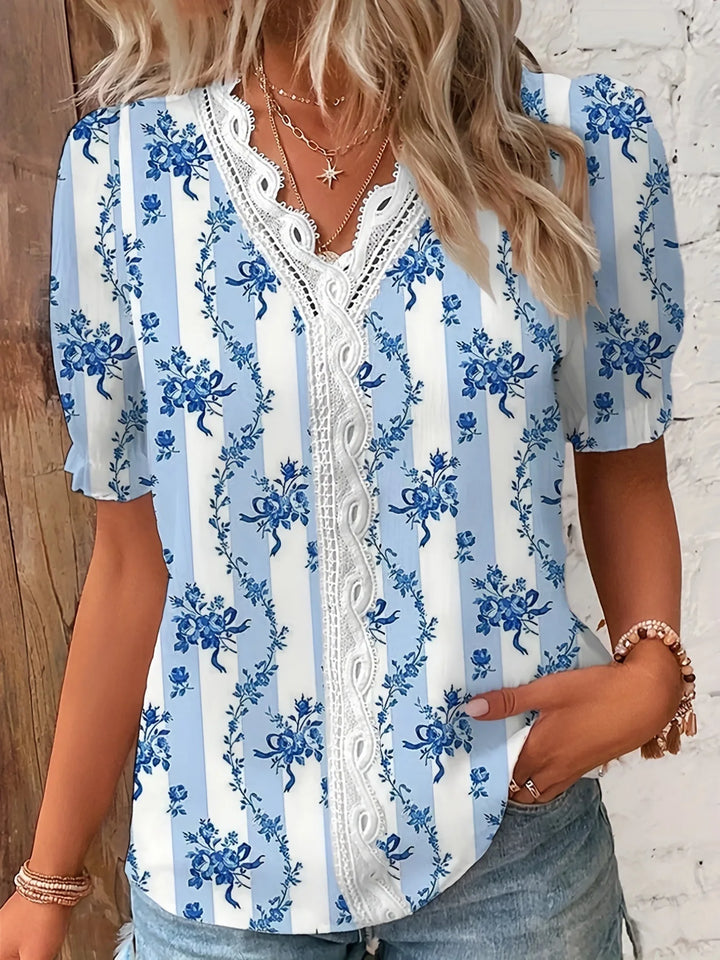 Aoibheann – Blouse with Lace Trim and Floral Pattern
