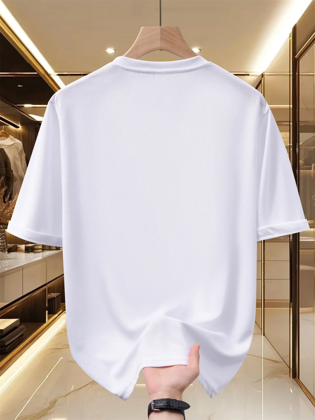 Cian – T-Shirt with Geometric Eagle Print