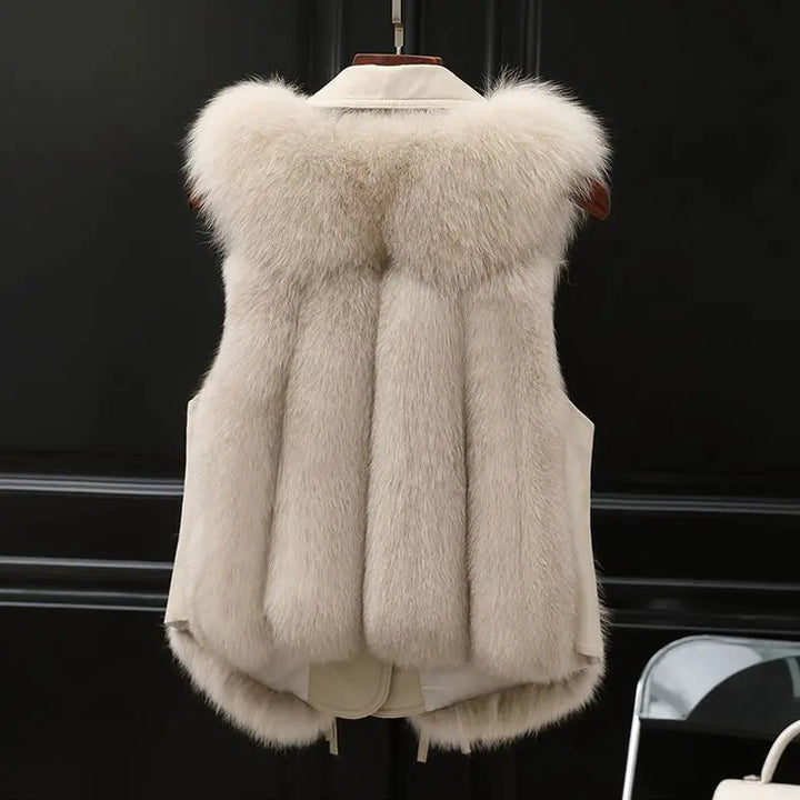 Niamh – Elegant Leather Vest
