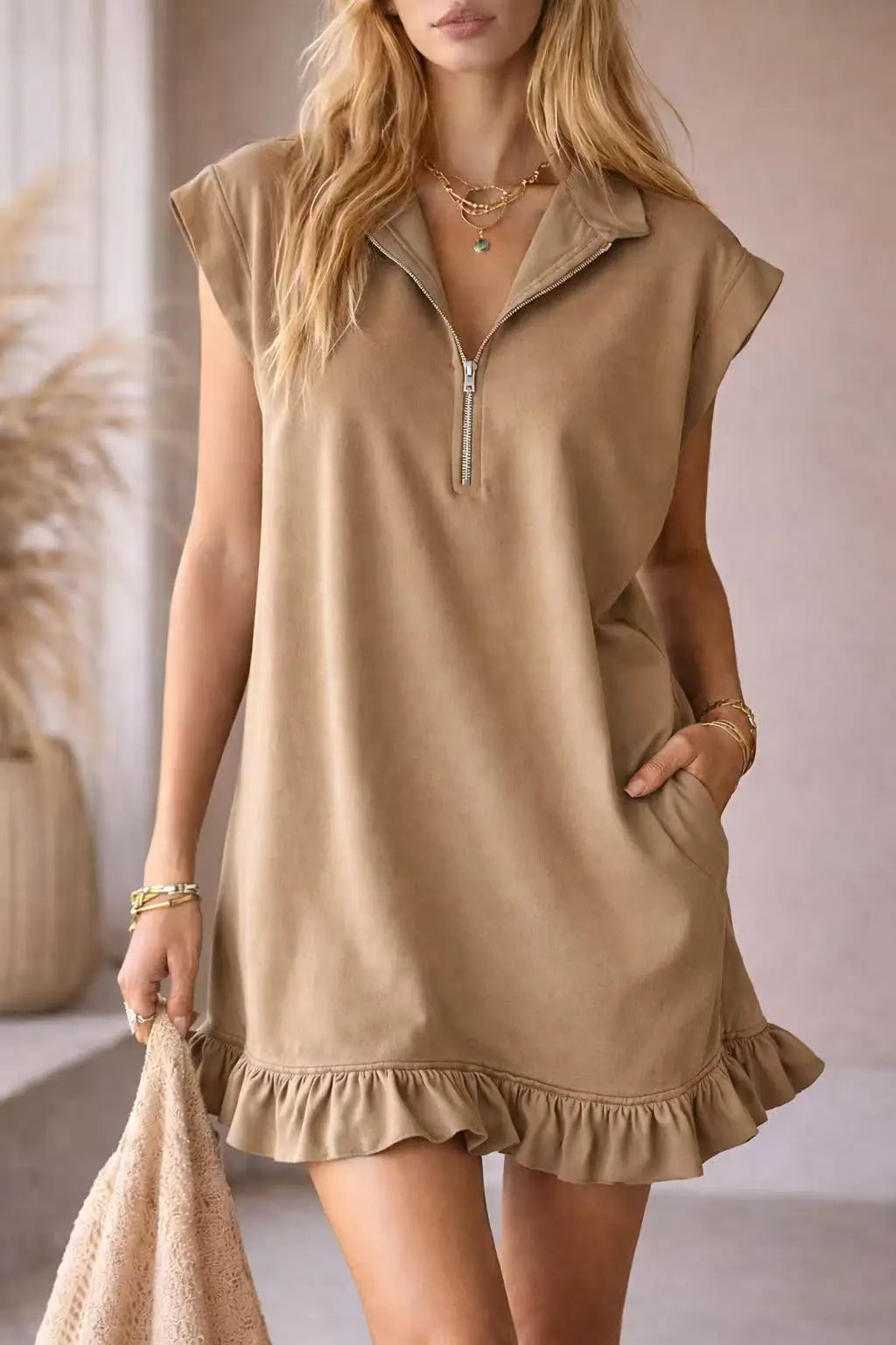 Natálie – Loose Summer Dress with Zip and Ruffle