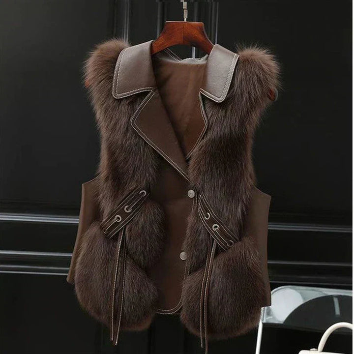 Niamh – Elegant Leather Vest