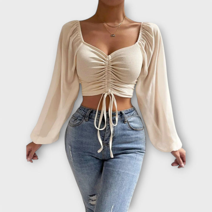 Magdalena – Elegant Modern-Cut Blouse