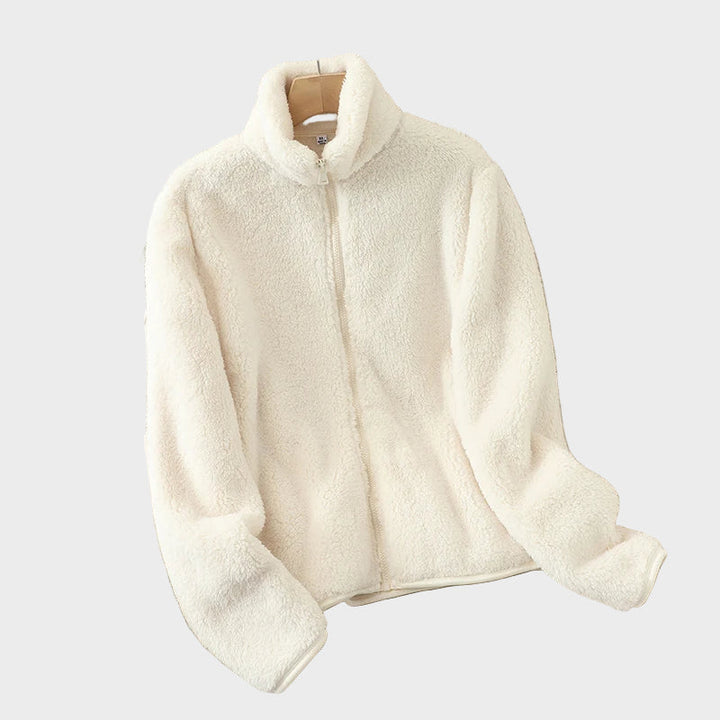 Eithne – Fleece Jacket in the Clouds