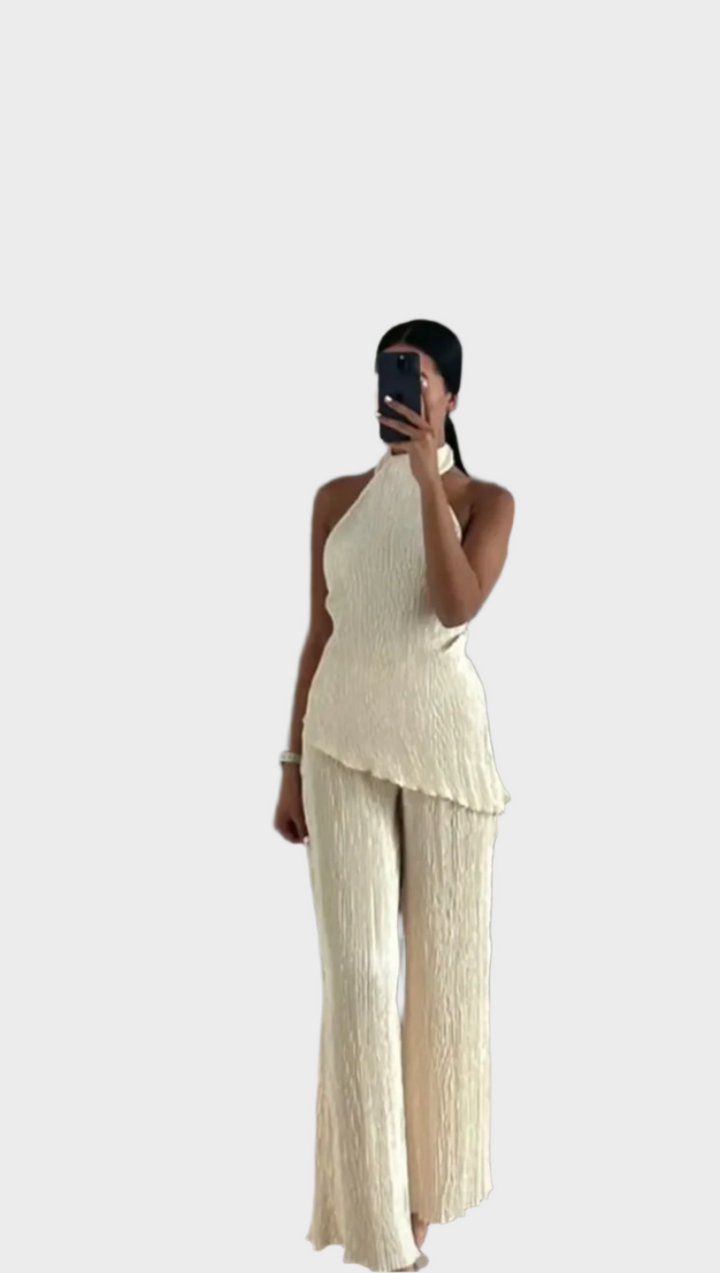 Niamh – Elegant Pleated Set
