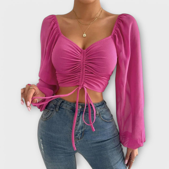 Magdalena – Elegant Modern-Cut Blouse