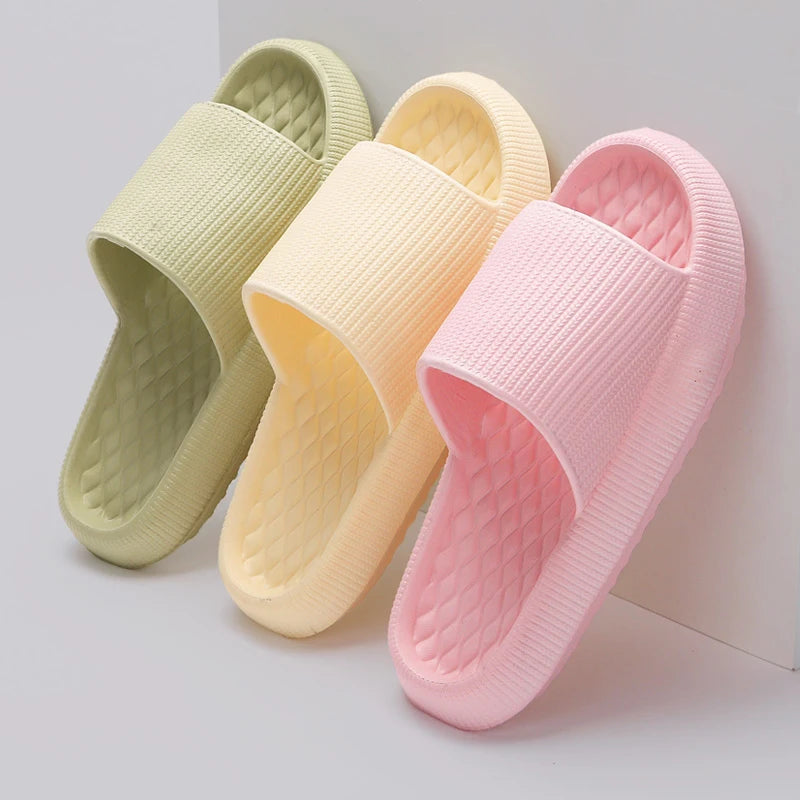 Nela – Cloud Foam Slippers with Thick Sole