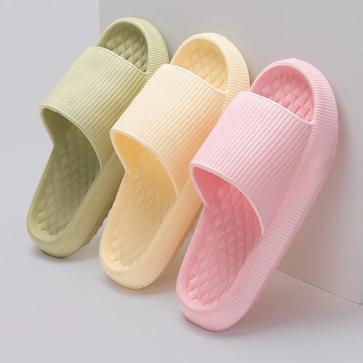 Nela – Cloud Foam Slippers with Thick Sole