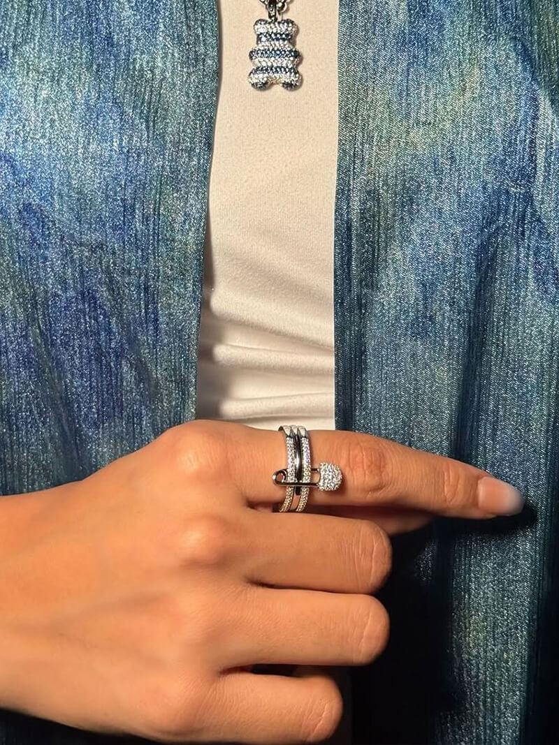 Monikos Ring