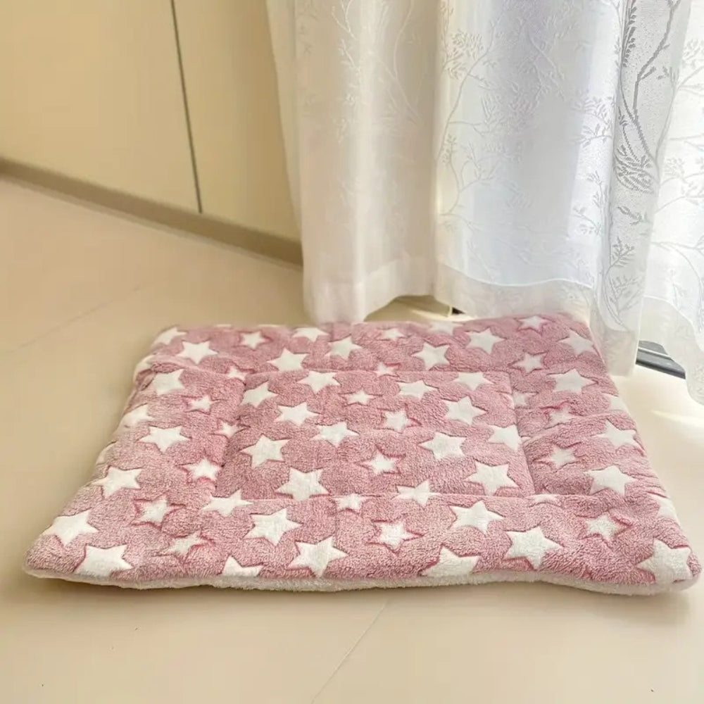 Warm Fleece Blanket for Dogs and Cats with Stars