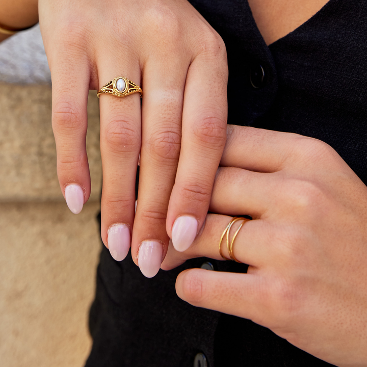 Flawless Circle – Gold Ring