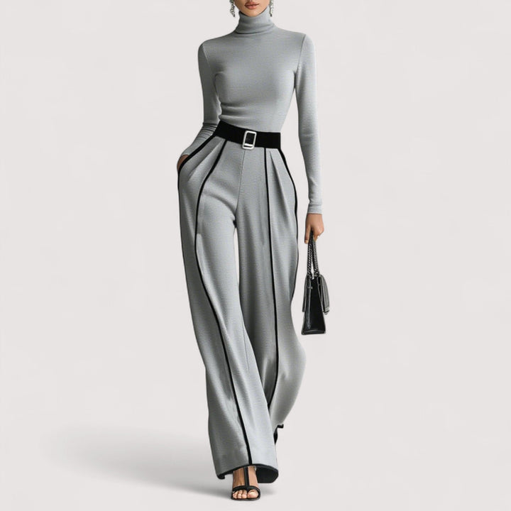 Nolia – White Set with Wide-Leg Trousers