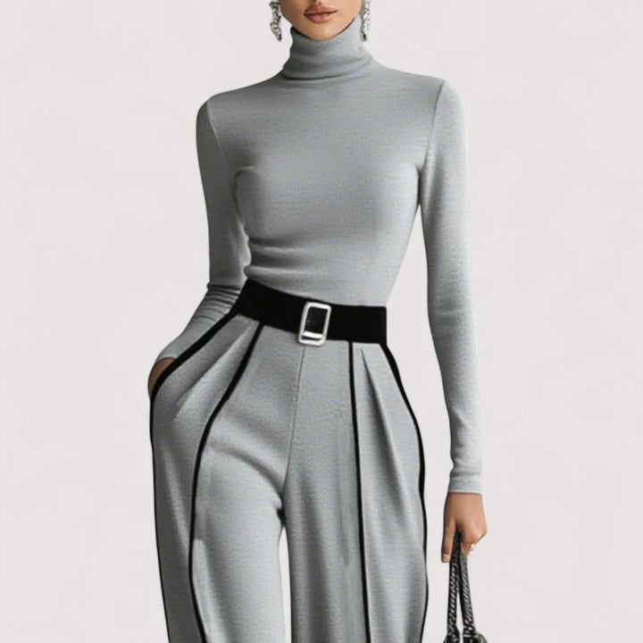 Nolia – White Set with Wide-Leg Trousers