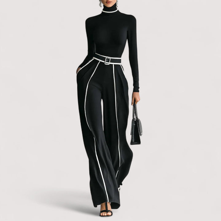 Nolia – White Set with Wide-Leg Trousers
