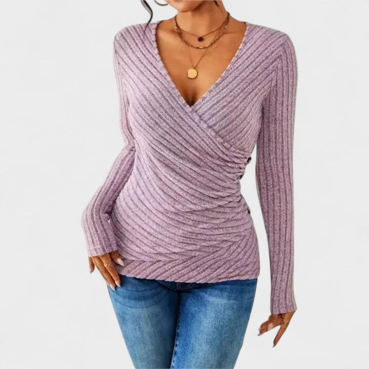 Saoirse – Elegant V-Neck Top