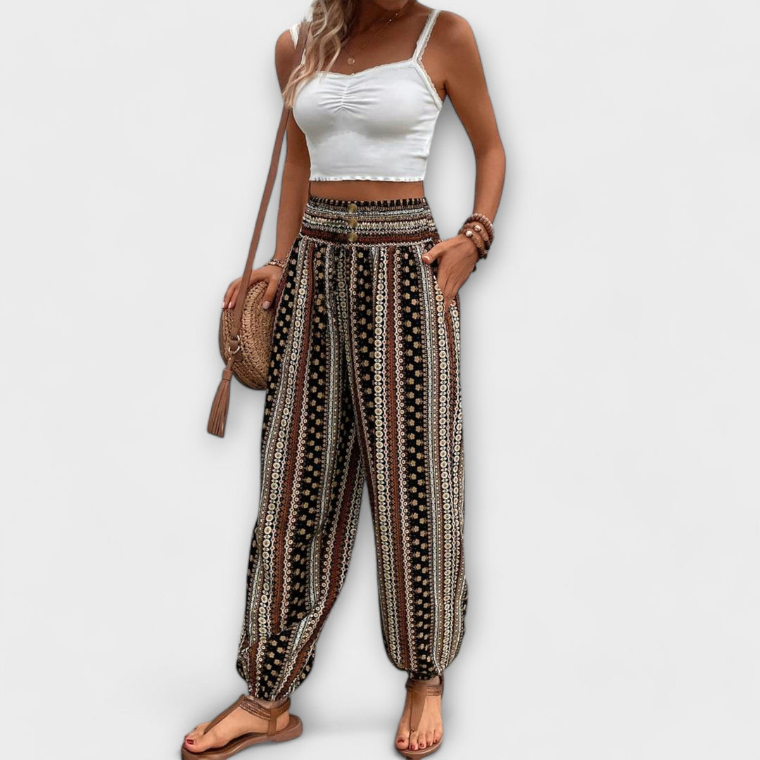 Scarlett – Trousers with Ethnographic Pattern