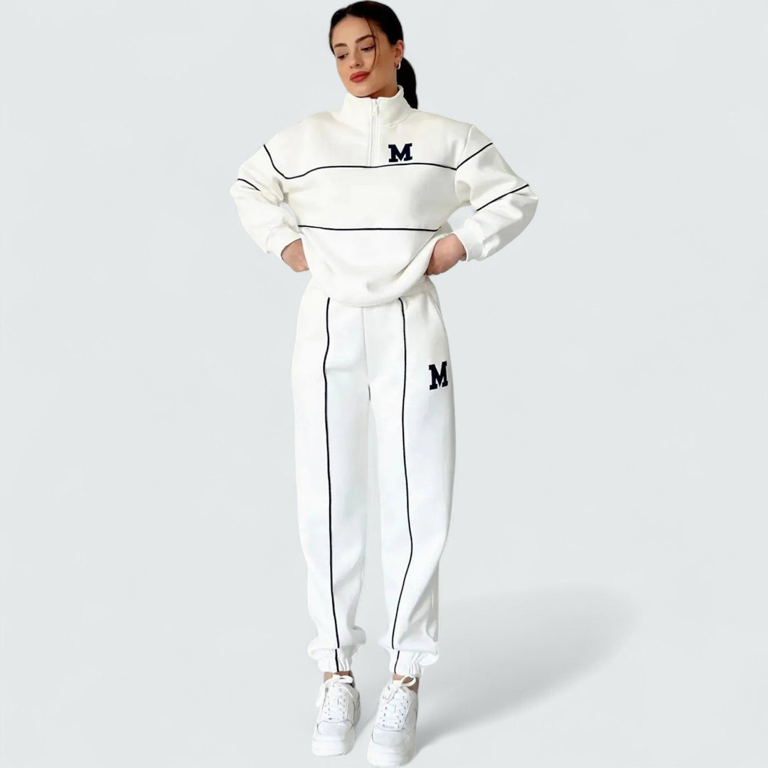 Aoibhinn – Comfortable Modern Relaxed Set