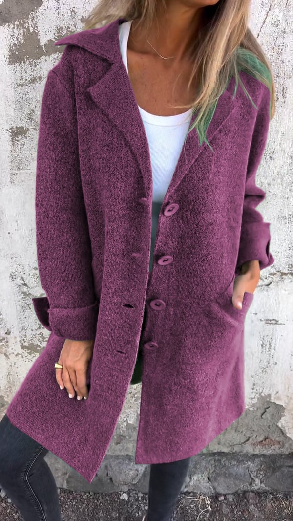 Nika – Chic Minimalist Coat