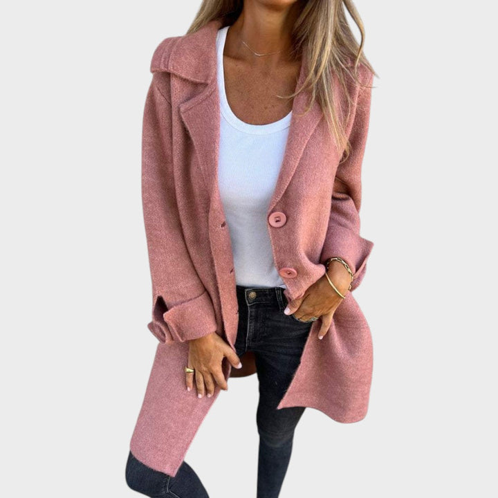 Nika – Chic Minimalist Coat