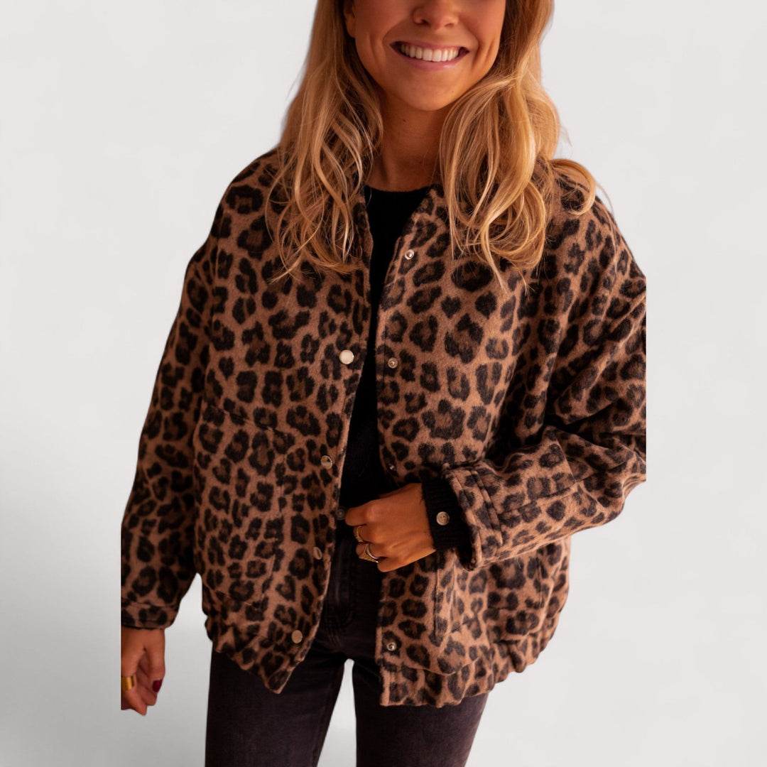 Paulina – Trendy Leopard-Print Jacket