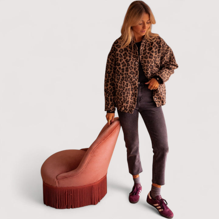 Paulina – Trendy Leopard-Print Jacket