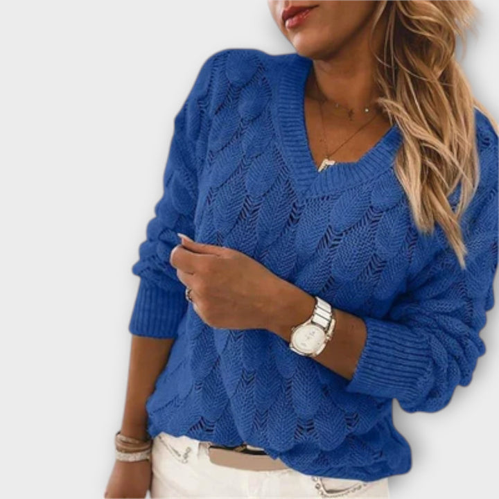Noemier – Sweater with Modern Design