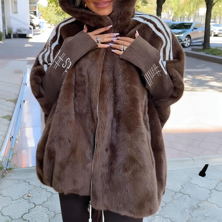 Aoibheann – Plush Hooded Coat