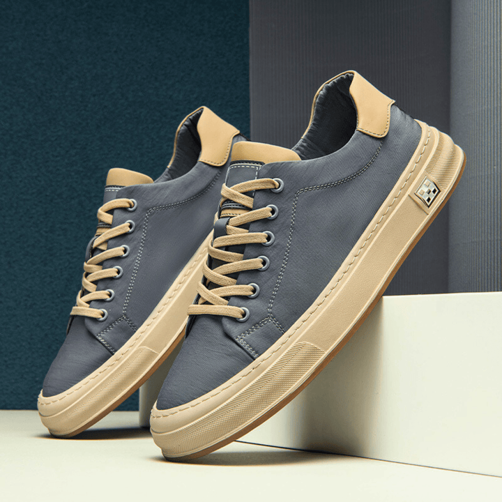Jacob – Men's Casual Sneakers with Contrast Sole